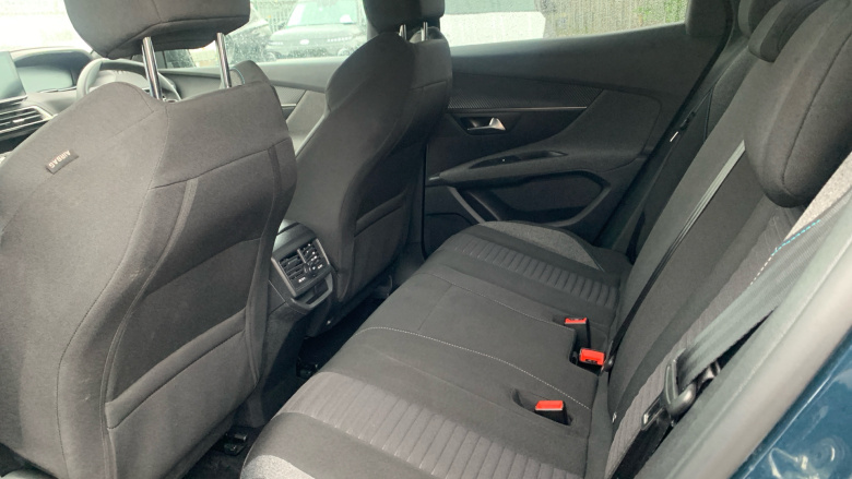 Peugeot 3008 1.6 Hybrid 180 Active 5dr e-EAT8 Estate